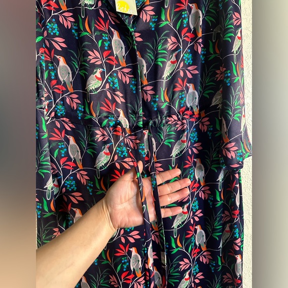 Boden Jumpsuit V-Neck Tropical Birds Drawstring Wide Leg Cropped Relaxed 8P - Picture 14 of 16